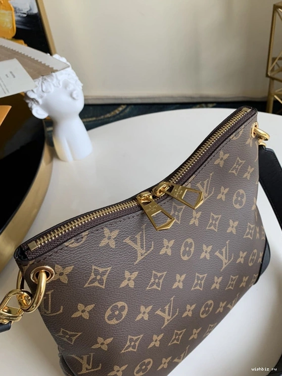 WIS LOUIS ODÉON VUITTON PM 0711